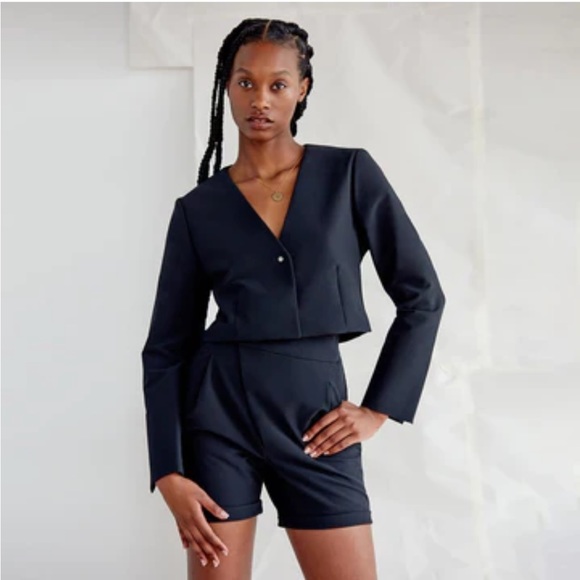 ADAY Jackets & Blazers - Aday Trailblazer Cropped Blazer Jacket, Black, Large NEW NWT